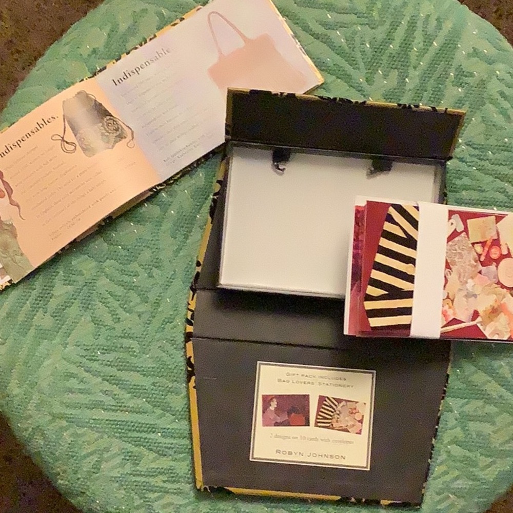 👛Ladies stationary and book set 👛